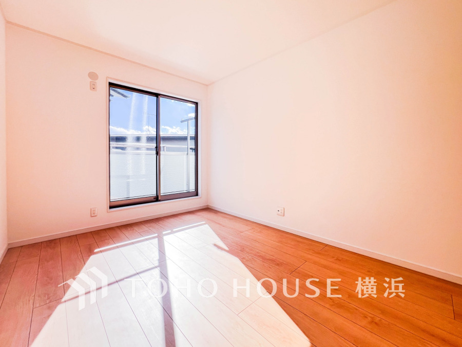 穏やかな寛ぎを届ける上質仕様のゆとりあるお部屋。自分時間を充実させながら心豊かにできるプライベート空間。