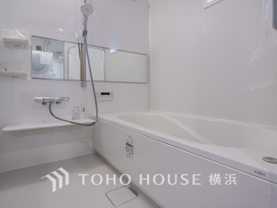 1日の疲れを取り心身を癒すことができる住まいの中のリラクゼーション空間、バスルーム。心からゆったりと寛いでいただけるよう、ゆとりのスペースを確保してます。
