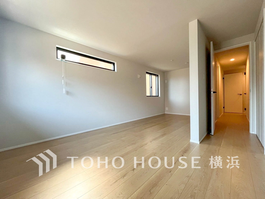 家族の成長に対応できる永住仕様の間取り。一日の疲れをいやしてくれる主寝室。時を忘れて過ごす場所として過ごせるお部屋。
