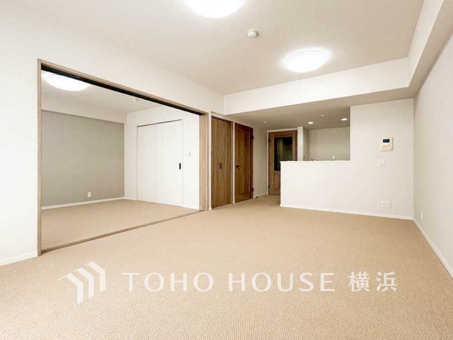 ご家族やお友達との時間など、多くの時を刻む空間。何気なく過ぎる時でさえも上質なひと時となる快適な空間を目指して。