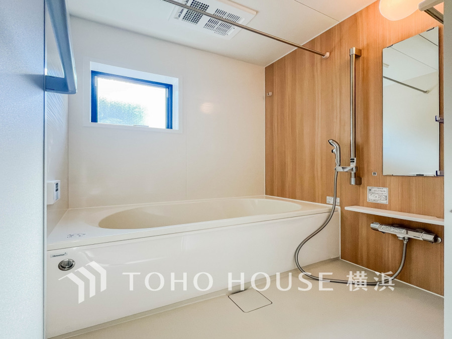 1日の疲れを取り心身を癒すことができる住まいの中のリラクゼーション空間、バスルーム。心からゆったりと寛いでいただけるよう、ゆとりのスペースを確保してます。