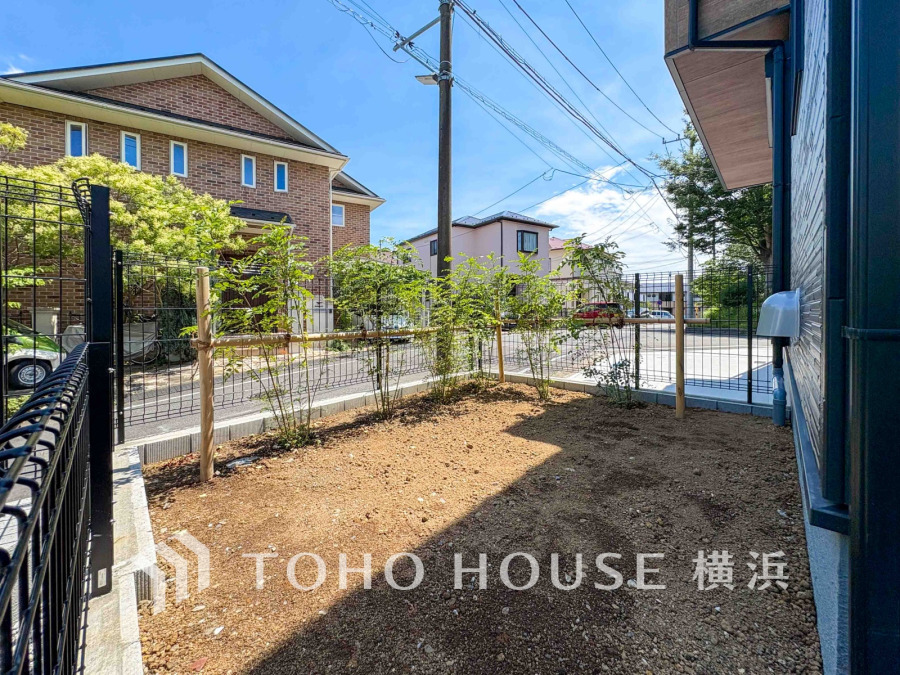 お子様がお庭で遊べるのはもちろん、家庭菜園やたくさんの友人を招いてBBQ、楽しみ方がたくさん！