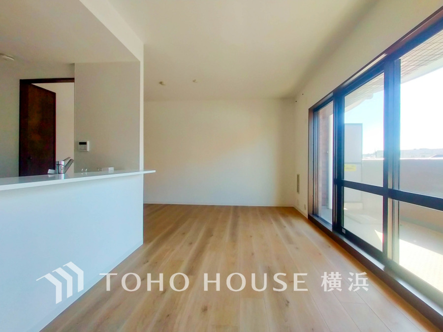 オープンでのびやかな空間を生み出す、こだわりの「広がり」と「ゆとり」。家族と過ごす時間を大切にした住空間♪