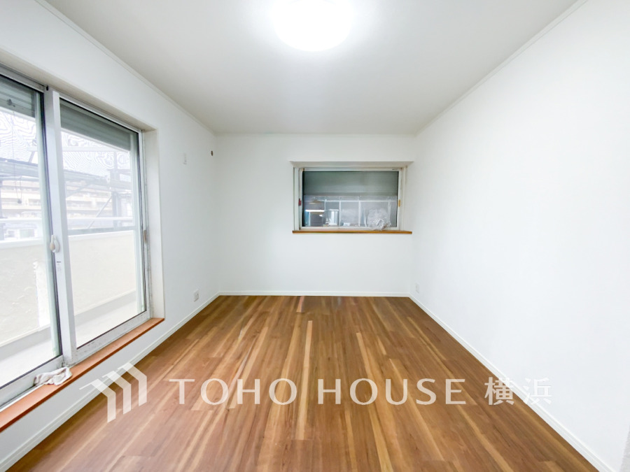 感性を育むプライベートルームはシンプルでスマートな空間。好みの空間で読書をしたり、音楽を聞いたりと一人の時間も充実したものにできます。