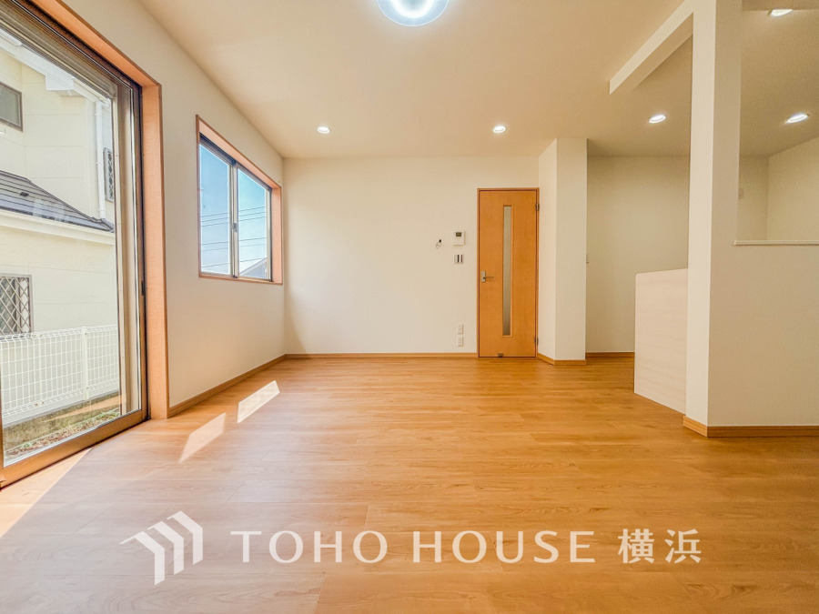 一日の中で多くの時間を過ごすことになる住まいだからこそ、いつも穏やかな空間であるように心掛けています。構成する建材などへの配慮が、住まう方の健康を守ります。
