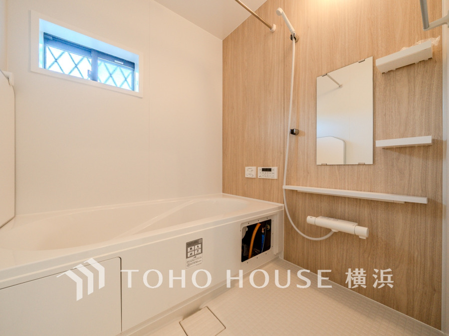 1日の疲れを取り心身を癒すことができる住まいの中のリラクゼーション空間、バスルーム。心からゆったりと寛いでいただけるよう、ゆとりのスペースを確保しています。