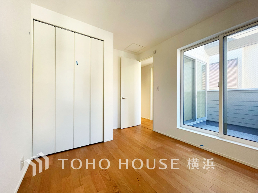 感性を育むプライベートルームはシンプルでスマートな空間。好みの空間で読書をしたり、音楽を聞いたりと一人の時間も充実したものにできます。