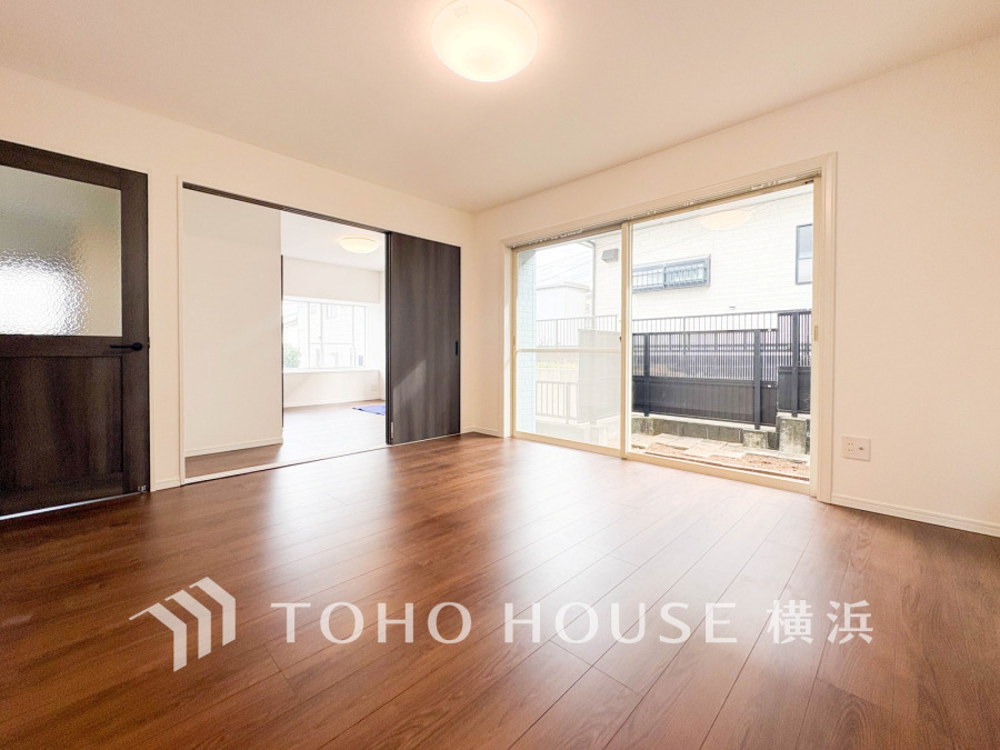 ご家族やお客様との時間など、多くの時を刻む空間。何気なく過ぎる時でさえも上質なひと時となる快適な空間を目指して。