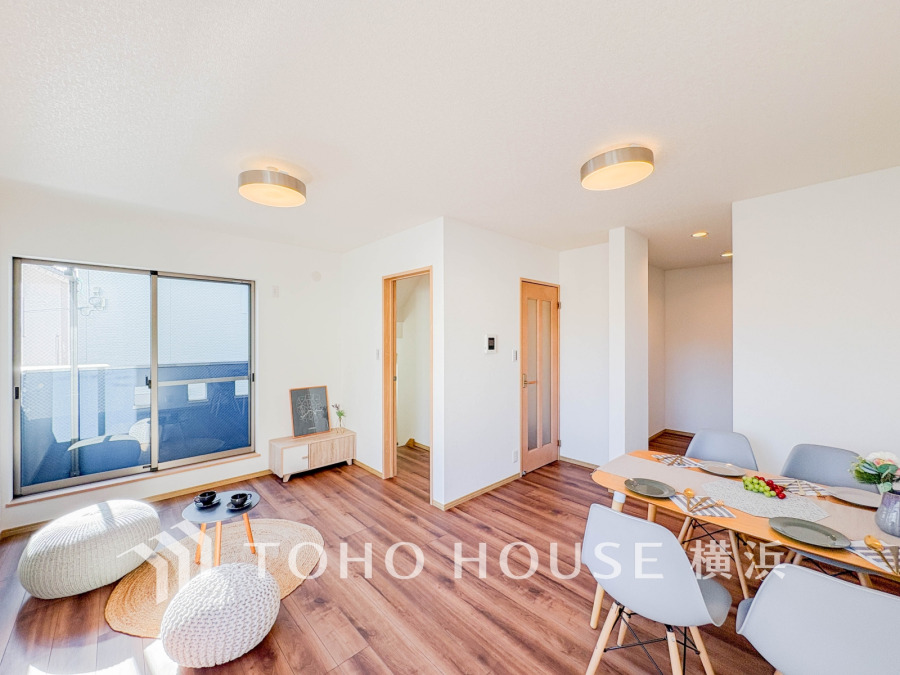 ご家族やお客様との時間など、多くの時を刻む空間。何気なく過ぎる時でさえも上質なひと時となる快適な空間を目指して。