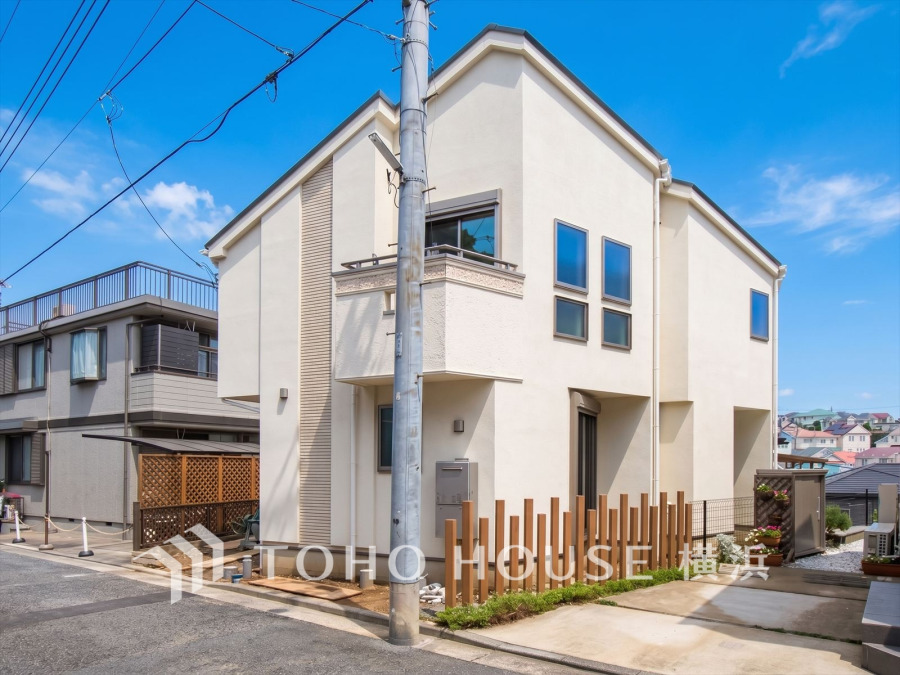単に見た目や質感の良さだけではなく、建物の基礎や構造といった、目には見えにくい部分にもこだわります。住まいの本質の部分から、住み心地や安全性を見つめ直しました。