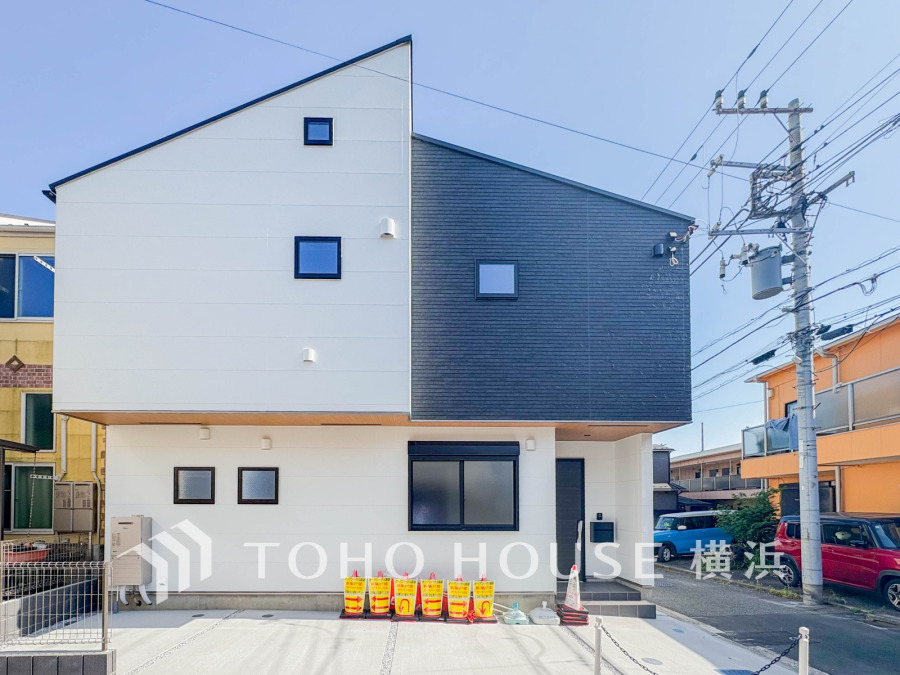 爽やかな青空の下に贅沢なほどに降り注ぐ陽光、豊かな居住性と、クオリティが見事に調和した住空間は、住まうことの喜びを感じさせてくれます。