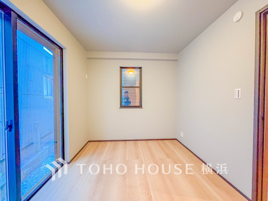 家族一人ひとりの大切なプライベート空間。趣味・感性で個性的に飾って頂けるようシンプルに仕上げてあります。自分時間を充実させながら心豊かなひとときを過ごすための大切な空間。