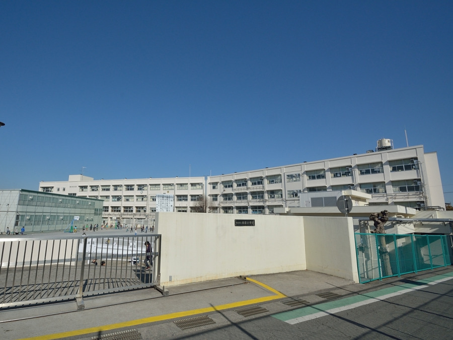 横浜市立本宿小学校…約1,000ｍ
