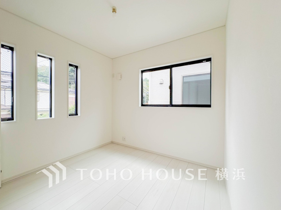 穏やかな寛ぎを届ける上質仕様のゆとりあるお部屋。自分時間を充実させながら心豊かにできるプライベート空間。