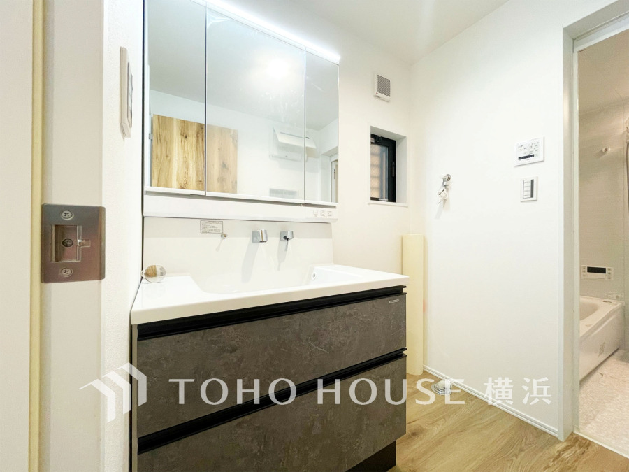 穏やかな寛ぎを届ける上質仕様のゆとりあるお部屋。自分時間を充実させながら心豊かにできるプライベート空間。