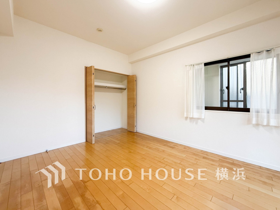 家族一人ひとりの大切なプライベート空間。趣味・感性で個性的に飾って頂けるようシンプルに仕上げてあります。自分時間を充実させながら心豊かなひとときを過ごすための大切な空間。