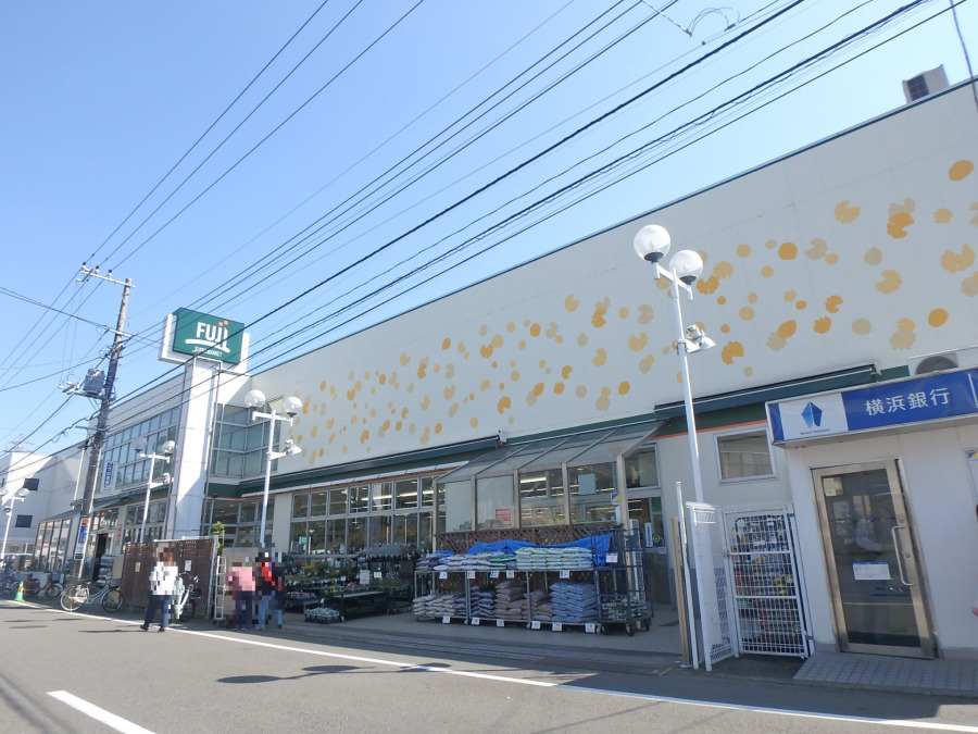 Fuji鳥山店　約600ｍ
