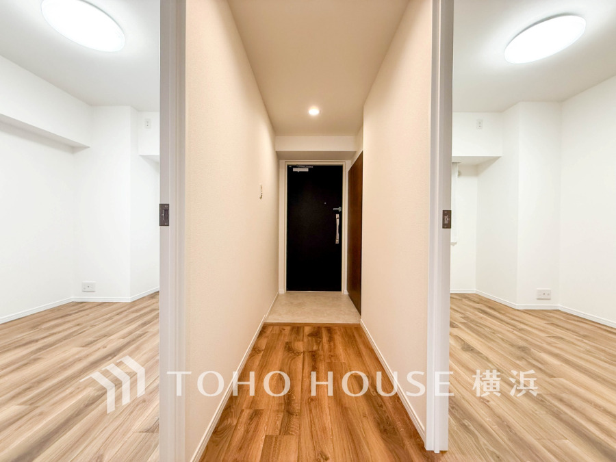 清潔感溢れる玄関がお出迎えする本邸宅の物語は、ここから始まる日常を期待させます。この場所には「希望」と「優越」で包み込んでくれる「特別」な空間があります。