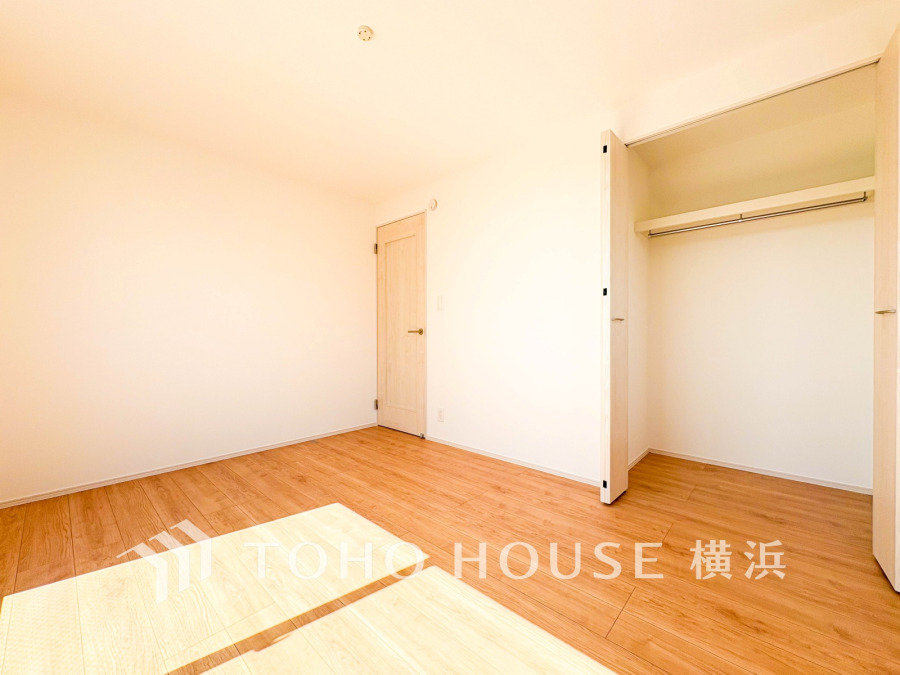 感性を育むプライベートルームはシンプルでスマートな空間。好みの空間で読書をしたり、音楽を聞いたりと一人の時間も充実したものにできます。