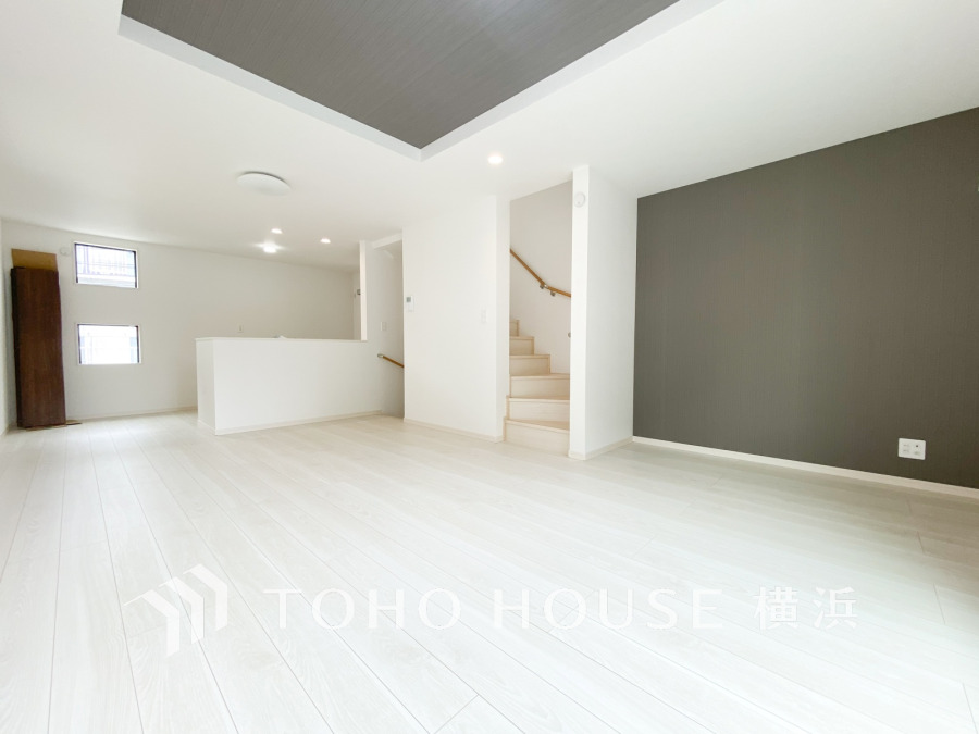 一日の中で多くの時間を過ごすことになる住まいだからこそ、いつも穏やかな空間であるように心掛けています。構成する建材などへの配慮が、住まう方の健康を守ります。