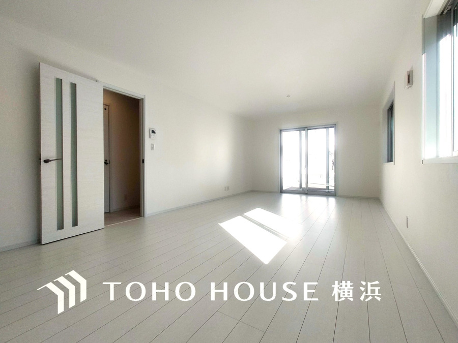 たくさんの想いが美しいカタチに彩られた時、そこにはひと時のくつろぎが生まれ、ゆっくりと愛着が育まれていきます。