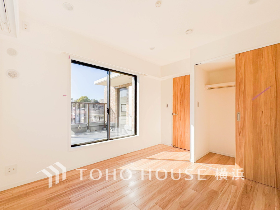 家族一人ひとりの大切なプライベート空間。趣味・感性で個性的に飾って頂けるようシンプルに仕上げてあります。自分時間を充実させながら心豊かなひとときを過ごすための大切な空間。