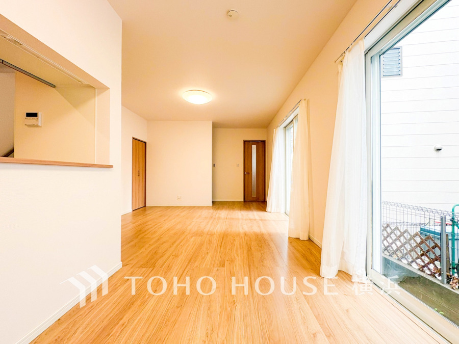 一日の中で多くの時間を過ごすことになる住まいだからこそ、いつも穏やかな空間であるように心掛けています。構成する建材などへの配慮が、住まう方の健康を守ります。