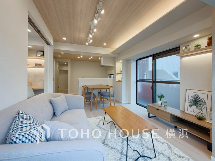 和やかで洗練された空間の演出。寛ぎとコミュニケーションを育む居心地のよい場所。
