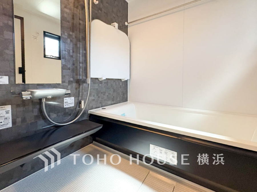 1日の疲れを取り心身を癒すことができる住まいの中のリラクゼーション空間、バスルーム。心からゆったりと寛いでいただけるよう、ゆとりのスペースを確保してます。