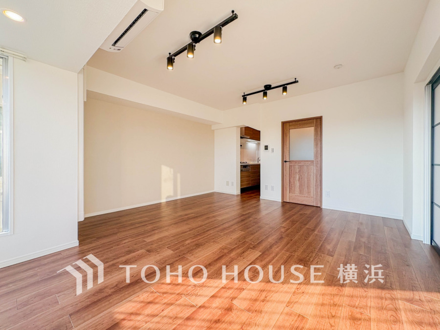 ご家族やお客様との時間など、多くの時を刻む空間。何気なく過ぎる時でさえも上質なひと時となる快適な空間を目指して。