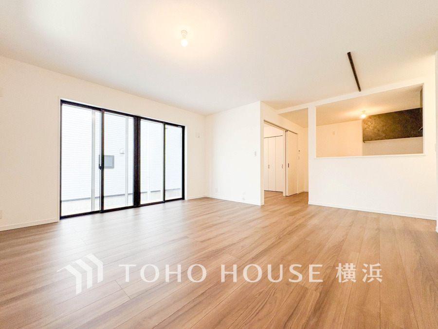 一日の中で多くの時間を過ごすことになる住まいだからこそ、いつも穏やかな空間であるように心掛けています。構成する建材などへの配慮が、住まう方の健康を守ります。