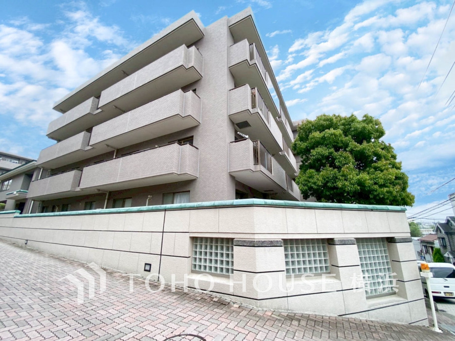 流行に左右されず、将来にわたって価値が継続する「上質」な佇まい。おしゃれな雰囲気や自然の潤い、親しみやすさといった個性を、街に新たな価値をもたらし続ける。