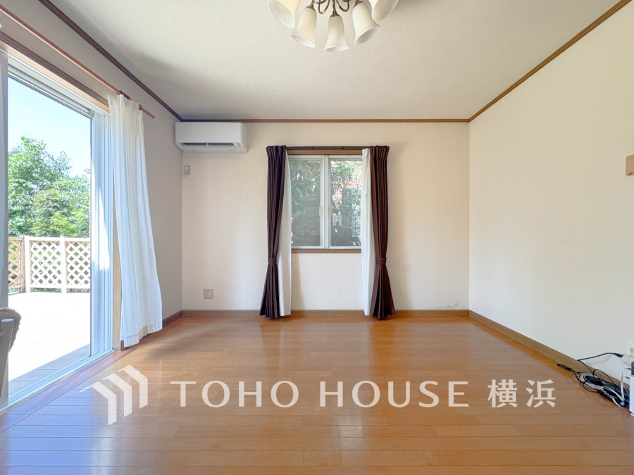 ご家族やお客様との時間など、多くの時を刻む空間。何気なく過ぎる時でさえも上質なひと時となる快適な空間を目指して。