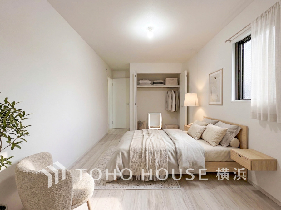 窓からたっぷりと陽光が注がれる明るい空間。家族の成長に対応できる永住仕様の間取り。時を忘れて過ごす場所として過ごせるお部屋。（装飾品はAI加工です）