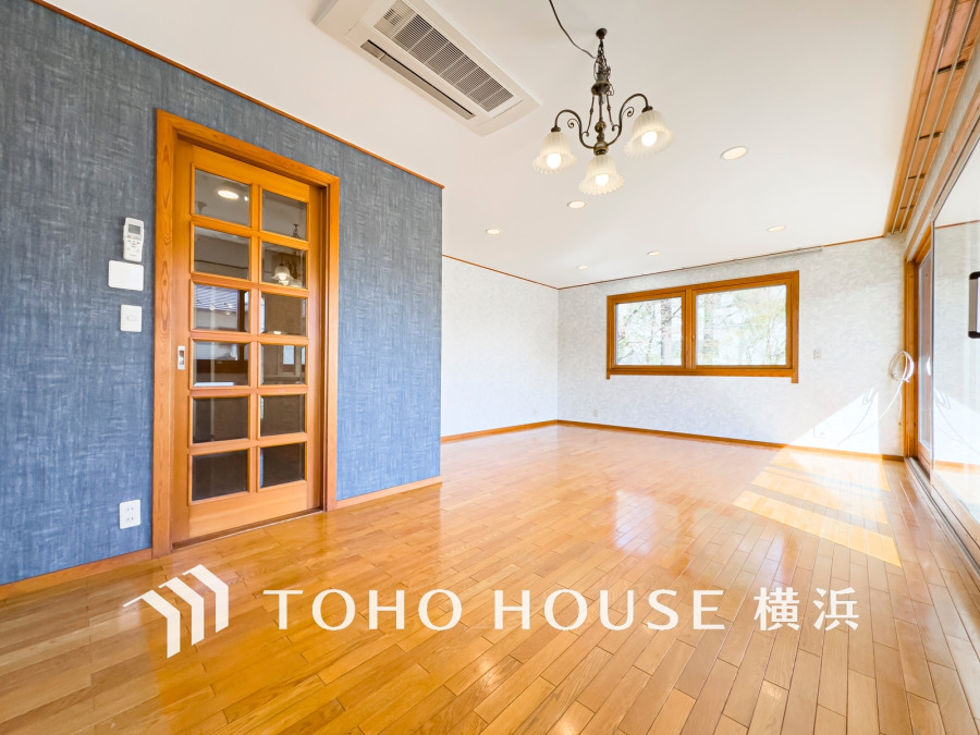 上質な時間を育む暮らしのメインステージ。寛ぎとコミュニケーションを育む居心地のよい場所。