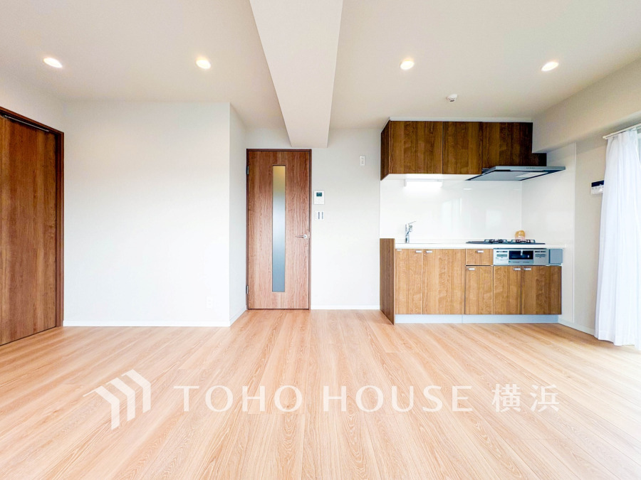 一日の中で多くの時間を過すことになる住まいだからこそ、いつも穏やかな空間であるように心掛けています。構成する建材などへの配慮が、住まう方の健康を守ります。