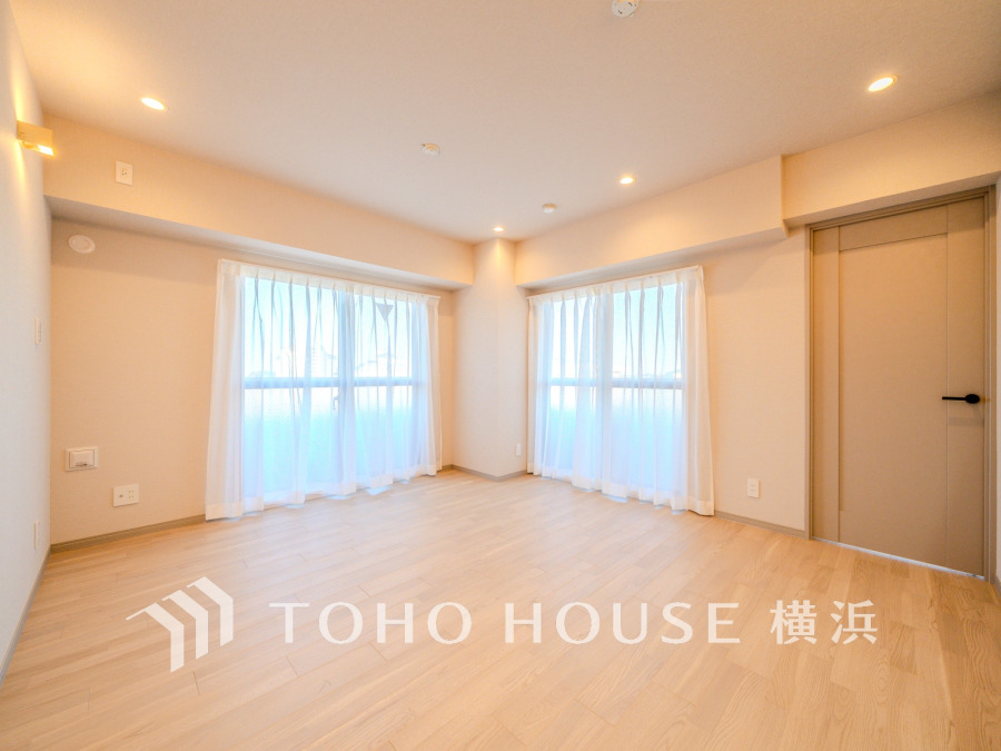 太陽の恵みを受けた明るい空間。吹きぬける風を感じながら爽やかで風通しの良い暮らしが叶います。
