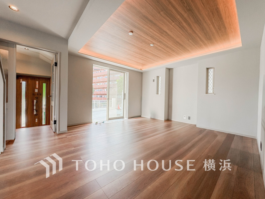 オープンでのびやかな空間を生み出す、こだわりの「広がり」と「ゆとり」。家族と過ごす時間を大切にした住空間♪