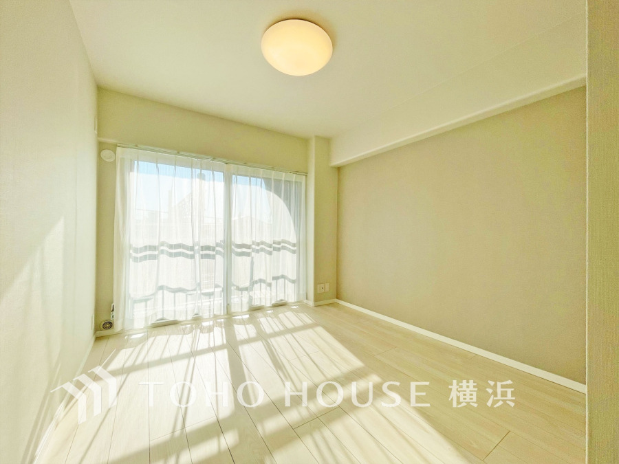 家族一人ひとりの大切なプライベート空間。趣味・感性で個性的に飾って頂けるようシンプルに仕上げてあります。自分時間を充実させながら心豊かなひとときを過ごすための大切な空間。