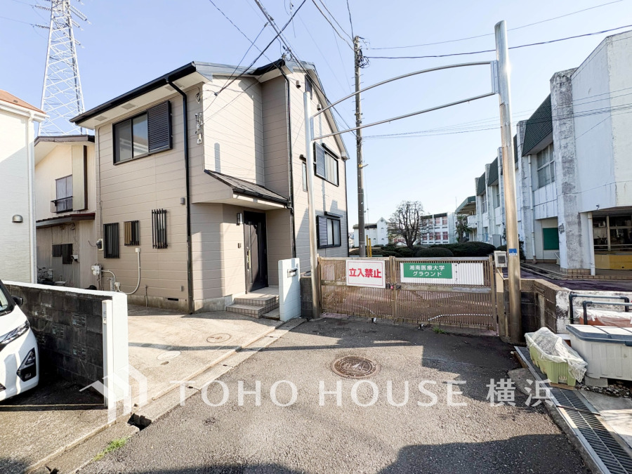 表現された空間は豊かな光と風を纏い、暮らしの時間を豊かにしてくれます。デザインされた空間と競い合うかのような充実した建物設備も家族の時間を彩ってくれることでしょう。