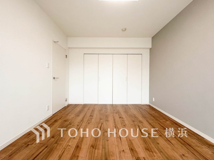 穏やかな寛ぎを届ける上質仕様のゆとりあるお部屋。自分時間を充実させながら心豊かにできるプライベート空間。