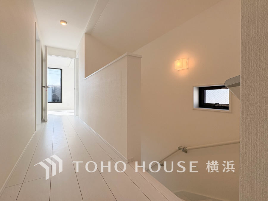 ここから始まる「日常」はご家族にとって大切で貴重な時間。少しでも豊かに、少しでも快適に。そんな想いを大切にした本邸宅は、これから先のお住まいをきっと支えてくれるはずです。