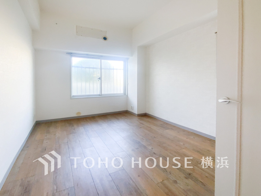 穏やかな寛ぎを届ける上質仕様のゆとりあるお部屋。自分時間を充実させながら心豊かにできるプライベート空間。