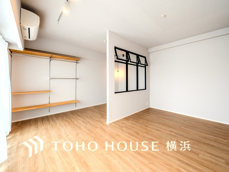 感性を育むプライベートルームはシンプルでスマートな空間。好みの空間で読書をしたり、音楽を聞いたりと一人の時間も充実したものにできます。