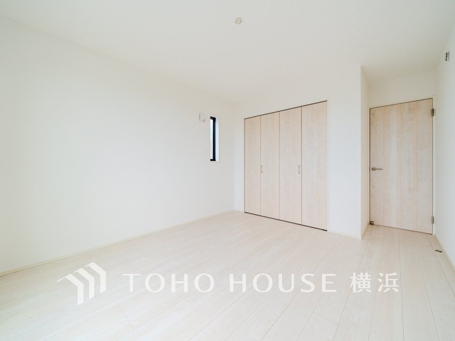 穏やかな寛ぎを届ける上質仕様のゆとりあるお部屋。自分時間を充実させながら心豊かにできるプライベート空間。