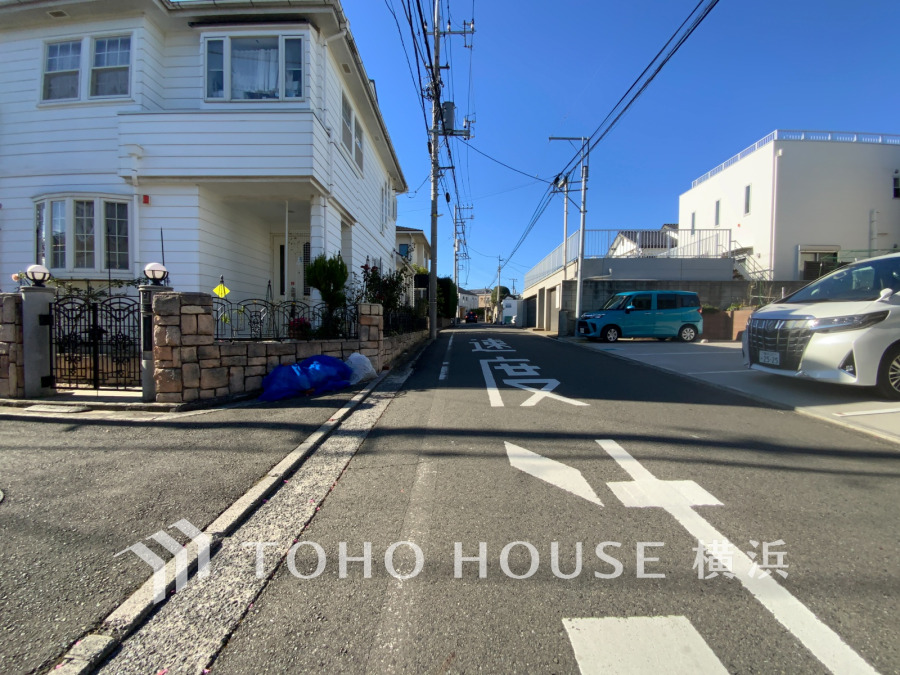 忙しく過ぎゆく日常を置き去るほど、ゆったりした時間が流れる住環境。『快適』は「家」と「街」と「環境」が調和した時に訪れるだと改めて感じさせてくれます。