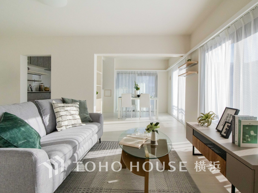 上質な時間を育む暮らしのメインステージ。寛ぎとコミュニケーションを育む居心地のよい場所。家族との時間、自分の時間共に大切にできる空間がここにあります。