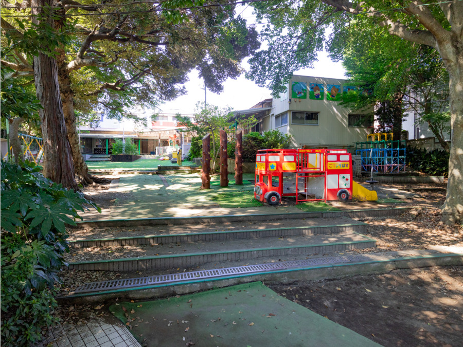 御霊神社幼児園まで　約190ｍ