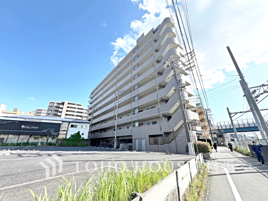 流行に左右されず、将来にわたって価値が継続する「上質」な佇まい。おしゃれな雰囲気や自然の潤い、親しみやすさといった個性を、街に新たな価値をもたらし続ける。