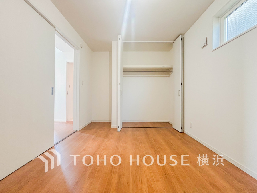 感性を育むプライベートルームはシンプルでスマートな空間。好みの空間で読書をしたり、音楽を聞いたりと一人の時間も充実したものにできます。